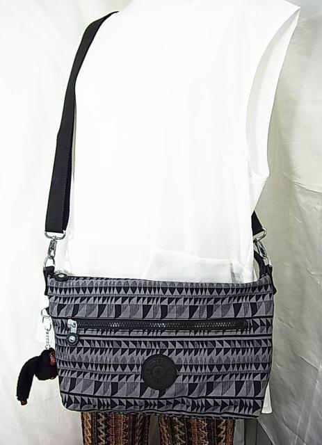 500~X^Kii@LvO@3WAY@g[g V_[obN@΂߂\@S`[t@O\