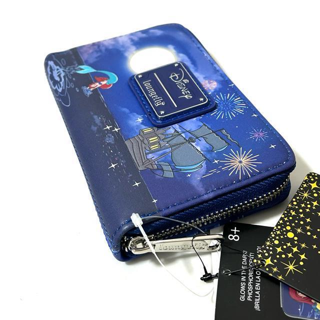 新品 タグ付 Loungefly ラウンジフライ アリエル 財布 ディズニー < 女性ファッション  新品 タグ付 Loungefly ラウンジフライ アリエル 財布 ディズニー < 女性ファッションの