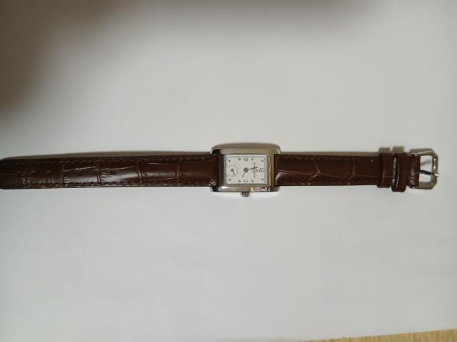 BAUME&MERCIER ハンプトン ホワイト 文字盤レディースウォッチ < 女性アクセサリー/時計 BAUME&MERCIER ハンプトン ホワイト 文字盤レディースウォッチ < 女性アクセサリー/時計の