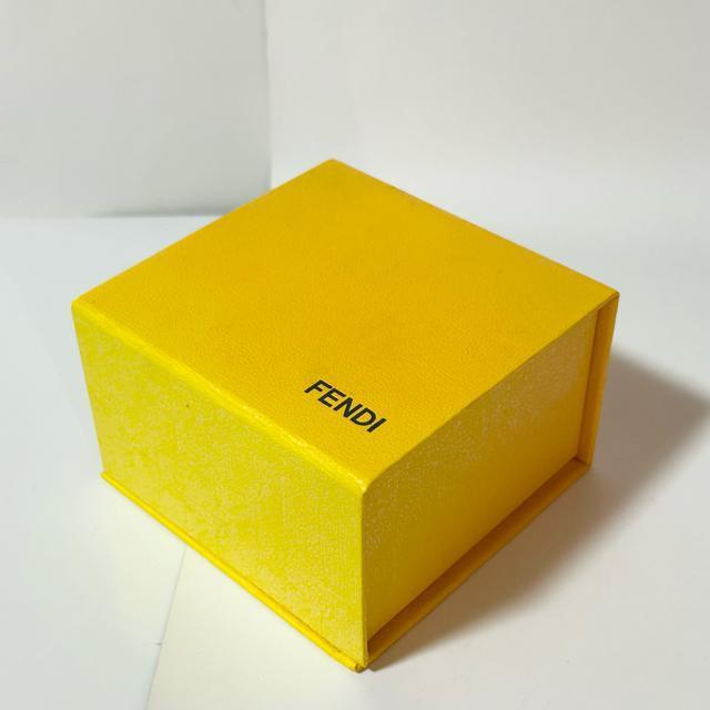 i FENDI tFfB uXbg oO U[YbJ YbJ p[v  uh 