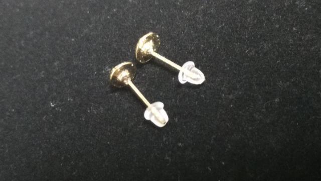 新品 ピアス2点セット クリアストーン ゴールドピアス < 女性アクセサリー/時計 新品 ピアス2点セット クリアストーン ゴールドピアス < 女性アクセサリー/時計の