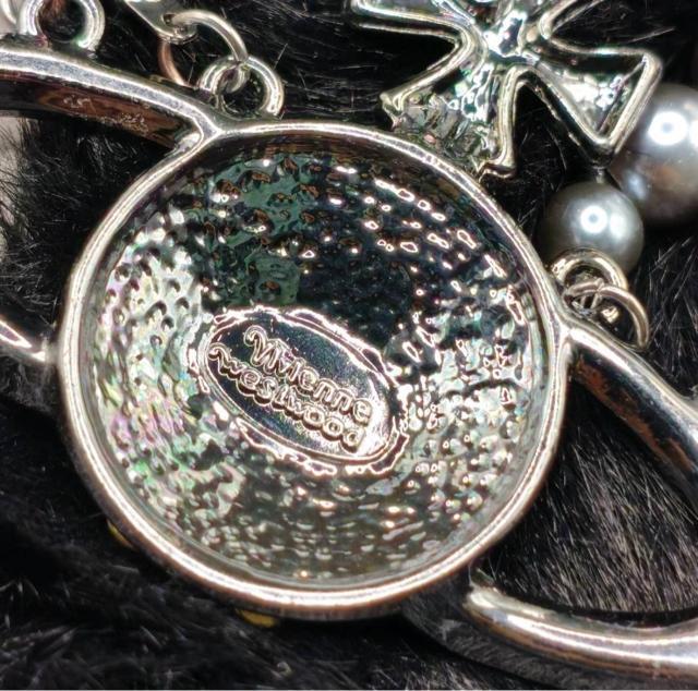 Vivienne Westwood �O�A�p�[���`���[�J�[ �u���b�N �� �u�����h�� 