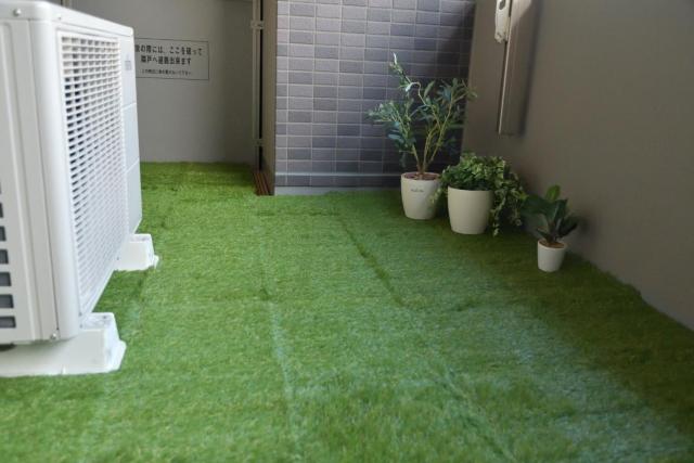 【送料無料】リアル人工芝生ジョイントマット(10枚入り) < ペット/手芸/園芸 【送料無料】リアル人工芝生ジョイントマット(10枚入り) < ペット/手芸/園芸の