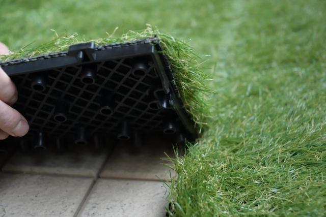 【送料無料】リアル人工芝生ジョイントマット(10枚入り) < ペット/手芸/園芸 【送料無料】リアル人工芝生ジョイントマット(10枚入り) < ペット/手芸/園芸の