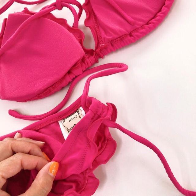 ◆Avan Lily/アヴァンリリー◆フリルデザインビキン★派手ピンク水着F*シンプルギャル♪美品*クリーニング済 < ブランド ◆Avan Lily/アヴァンリリー◆フリルデザインビキン★派手ピンク水着F*シンプルギャル♪美品*クリーニング済 < ブランドの
