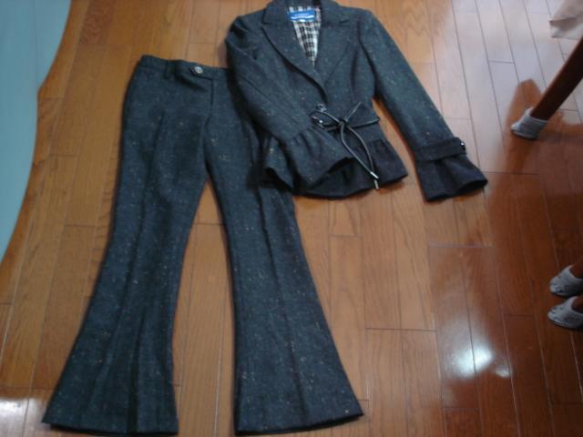 ★バーバリーブルーレーベル ツィードデザインジャケット★着用2・3度!超激安!セットアップにも < ブランド ★バーバリーブルーレーベル ツィードデザインジャケット★着用2・3度!超激安!セットアップにも < ブランドの