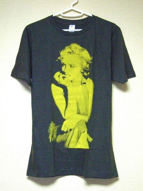 bNTMarilyn Monroe}E[ohsVc   jt@bV 