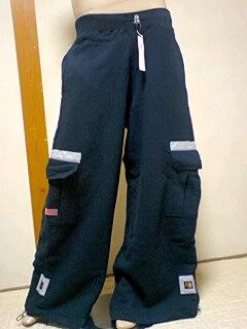 カッコイイ〜(σ>∀<)JD†超ワイドバギーカーゴスウェットパンツ < 女性ファッション  カッコイイ〜(σ>∀<)JD†超ワイドバギーカーゴスウェットパンツ  < 女性ファッションの