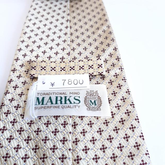 Vi@gp@MARKS@}[NX@lN^C  jt@bV 