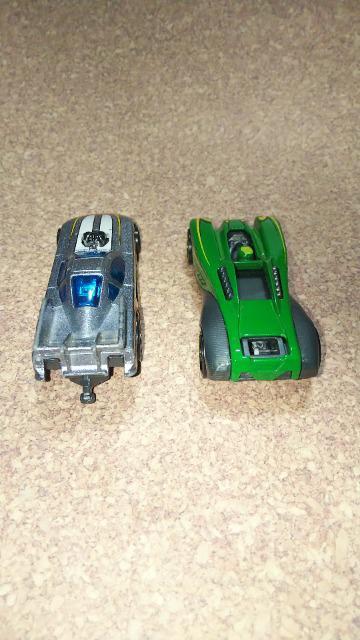 ホットウィールHot Wheelsレーシングカーレーサーカー2個セットミニカー2010年2011年マテル社 < ホビー  ホットウィールHot Wheelsレーシングカーレーサーカー2個セットミニカー2010年2011年マテル社 < ホビーの