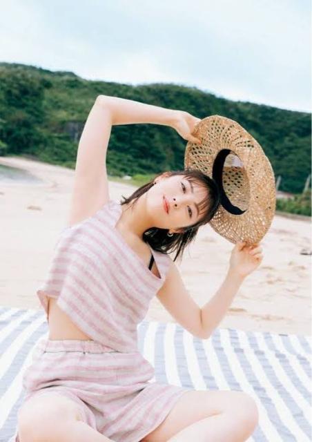 【送料無料】浜辺美波 最新写真フォト10枚セット B < タレントグッズ  【送料無料】浜辺美波 最新写真フォト10枚セット B < タレントグッズの