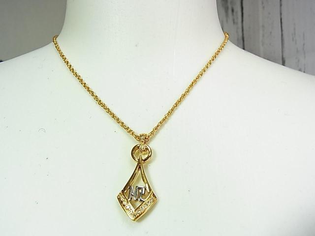 �����K�ɔ��i�j�i���b�`�@���C���X�g�[���l�b�N���X�@�iM�R