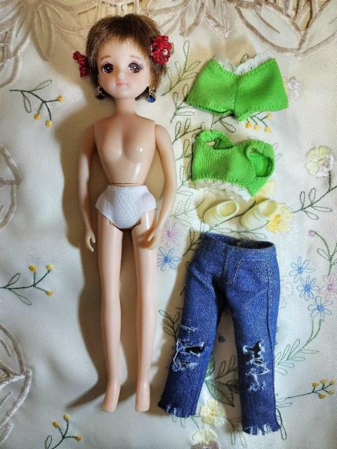 リカちゃんFriendカスタムきらちゃん本体&アウトフィットセット < おもちゃ リカちゃんFriendカスタムきらちゃん本体&アウトフィットセット < おもちゃの