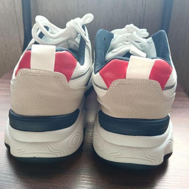 新品 26.5cm メンズ スニーカー ホワイト シューズ 靴 ランニング 普段 < 男性ファッション 新品 26.5cm メンズ スニーカー ホワイト シューズ 靴 ランニング 普段 < 男性ファッションの