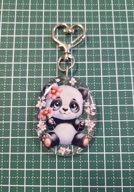 パンダちゃんキラキラかわいいレジンキーホルダー☆ハンドメイド 桜パンダ パンダアクセサリー パンダグッズ キーホルダー < 女性ファッション パンダちゃんキラキラかわいいレジンキーホルダー☆ハンドメイド 桜パンダ パンダアクセサリー パンダグッズ キーホルダー < 女性ファッションの