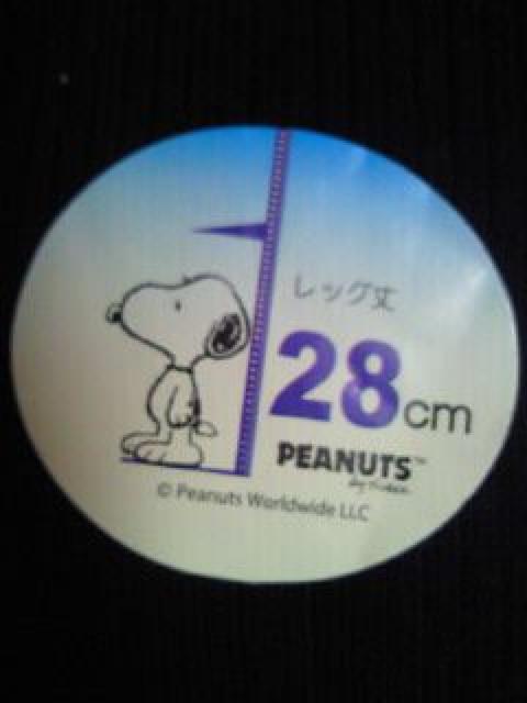 PEANUTS ピーナッツ SNOOPY スヌーピー ハイ ソックス 靴下 ブラック ワンポイント < 女性ファッション  PEANUTS ピーナッツ SNOOPY スヌーピー ハイ ソックス 靴下 ブラック ワンポイント < 女性ファッションの