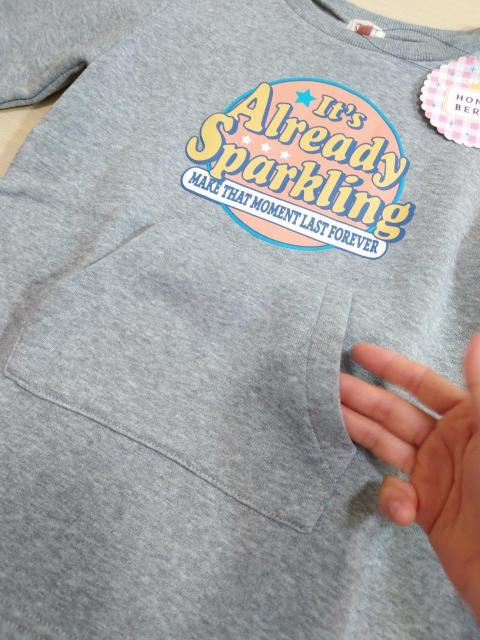 新品未使用タグ付き  裏起毛キッズトップス サイズ 110cm  グレー < キッズ/ベビー  新品未使用タグ付き  裏起毛キッズトップス サイズ 110cm  グレー < キッズ/ベビーの