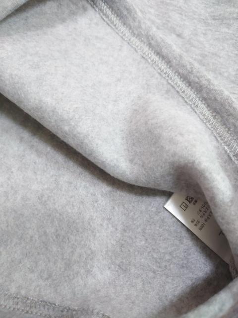 新品未使用タグ付き  裏起毛キッズトップス サイズ 110cm  グレー < キッズ/ベビー  新品未使用タグ付き  裏起毛キッズトップス サイズ 110cm  グレー < キッズ/ベビーの