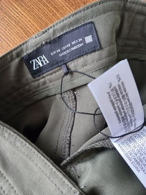 ZARA/pcJ[LJ[̐ViWK[pc