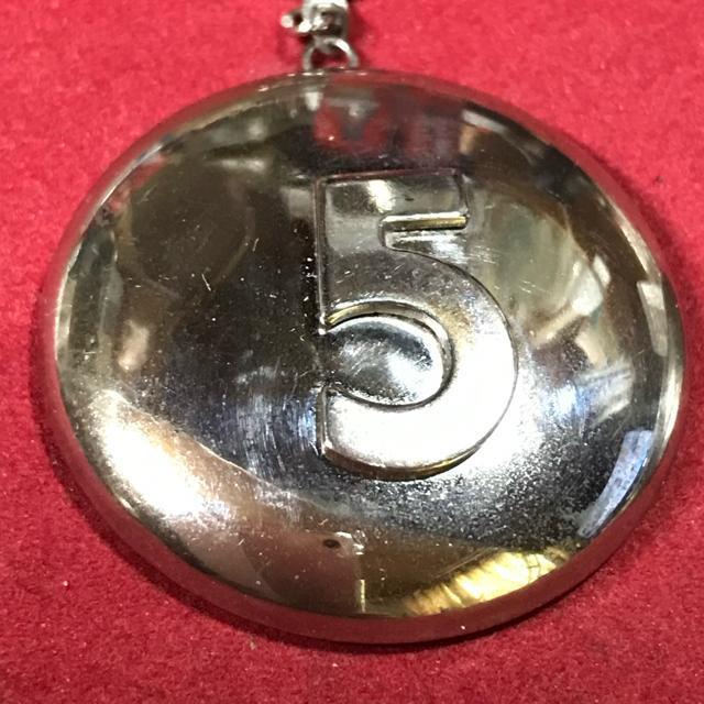 レア 正規品 シャネル ビッグサークルNo5 イヤリング シルバー < ブランド レア 正規品 シャネル ビッグサークルNo5 イヤリング シルバー < ブランドの