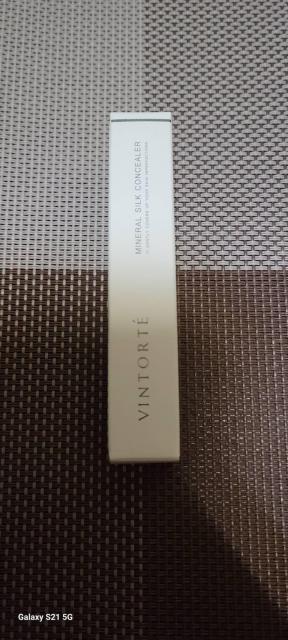 VINTORTE ミネラル シルク コンシーラー スティック しみカバー 毛穴隠し くま消し シミ隠し 石鹸で落とせる < 香水/コスメ/ネイル VINTORTE ミネラル シルク コンシーラー スティック しみカバー 毛穴隠し くま消し シミ隠し 石鹸で落とせる < 香水/コスメ/ネイルの