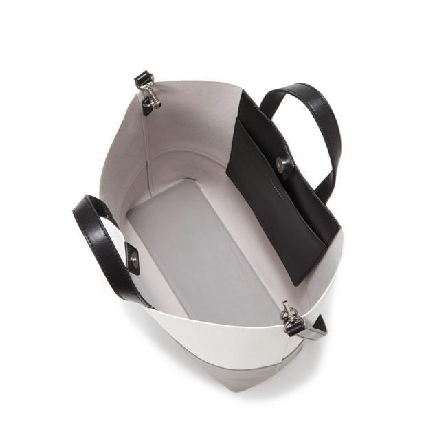 新品☆TOPKAPI COULEUR(トプカピクリュ)バイカラーショルダー付きトートバッグ☆ < ブランド 新品☆TOPKAPI COULEUR(トプカピクリュ)バイカラーショルダー付きトートバッグ☆ < ブランドの