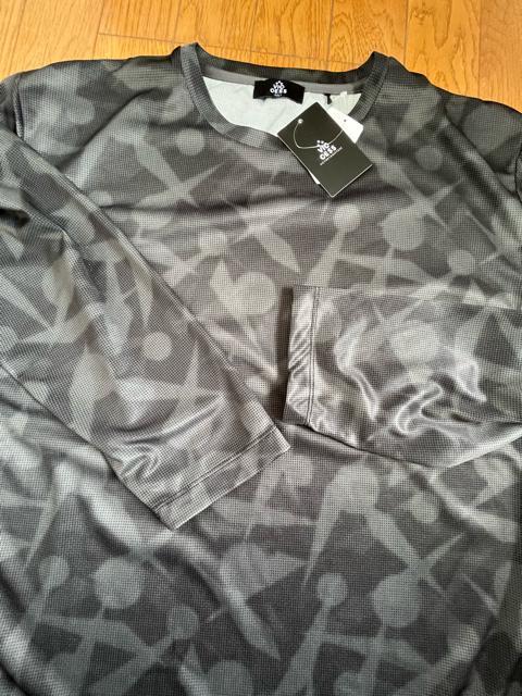 LLサイズ!高貴紳士的!ツルサラッとメッシュ素材!長袖!Tシャツ!ブラック系色合い! < 男性ファッション  LLサイズ!高貴紳士的!ツルサラッとメッシュ素材!長袖!Tシャツ!ブラック系色合い! < 男性ファッションの