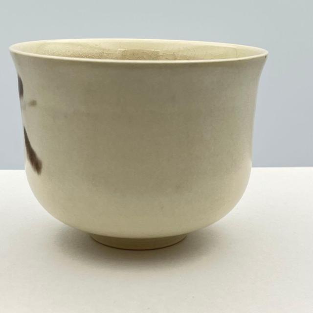 美品 九谷焼 高光一生 茶碗 「 天開 」白釉 作家物 筒茶碗 陶印有 作家物 約 口径11×高さ8cm < ホビー 美品 九谷焼 高光一生 茶碗 「 天開 」白釉 作家物 筒茶碗 陶印有 作家物 約 口径11×高さ8cm < ホビーの
