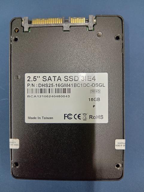 innodisk 2.5�C���` 16GB SSD 3IE4�@�Y�Ɨp�@�H�Ɨp�@SATA ���@�u���b�N�@���������@�X�^�C���b�V�� �� PC�{��/���Ӌ@��� 