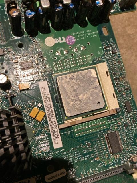 DELL �f�X�N�g�b�v�p�\�R���@OptiPlex Dell SX270 �}�U�[�{�[�h�@�������@CPU�N�[���[�t�� �� PC�{��/���Ӌ@��� 