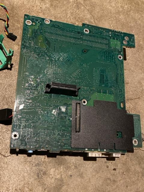 DELL �f�X�N�g�b�v�p�\�R���@OptiPlex Dell SX270 �}�U�[�{�[�h�@�������@CPU�N�[���[�t�� �� PC�{��/���Ӌ@��� 