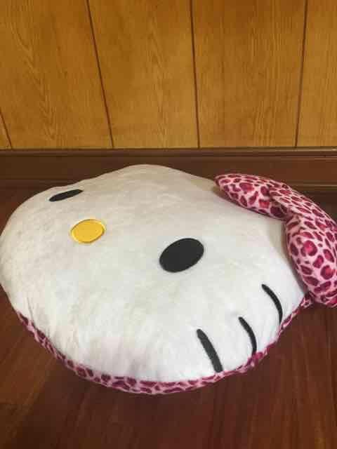 ハローキティー ピンク柄クッション < おもちゃ  ハローキティー ピンク柄クッション < おもちゃの