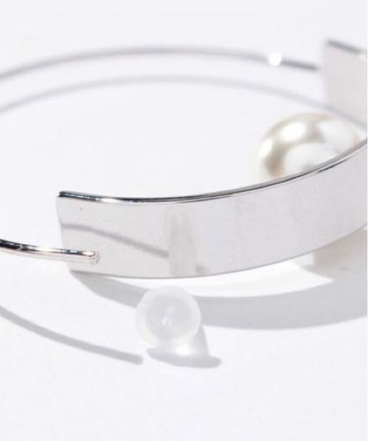 andGIRL・雑誌掲載【新品未使用】TONALトーナル●パールフープピアス●シルバー●フープピアス パールピアス < 女性アクセサリー/時計 andGIRL・雑誌掲載【新品未使用】TONALトーナル●パールフープピアス●シルバー●フープピアス パールピアス < 女性アクセサリー/時計の