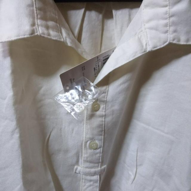 アースミュージック★新品★綿リヨセルベエラブラウス < 女性ファッション  アースミュージック★新品★綿リヨセルベエラブラウス < 女性ファッションの