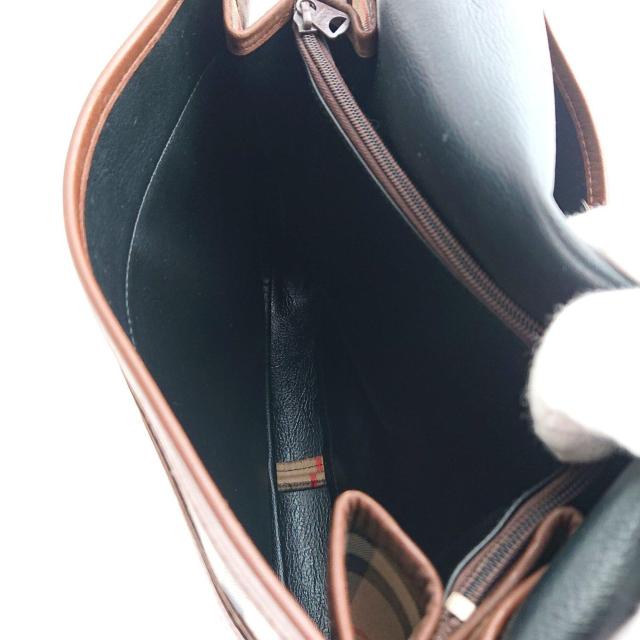 Burberry o[o V_[obN  uh 