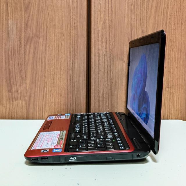 TOSHIBA dynabook Corei7 ������16GB SSD512GB �u���[���C Web�J���� Windows11 �� PC�{��/���Ӌ@��� 