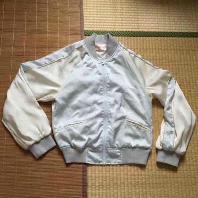 rosemarieseoir・背中ネコ刺繍サテンスカジャン。ライトブルー < ブランド rosemarieseoir・背中ネコ刺繍サテンスカジャン。ライトブルー < ブランドの