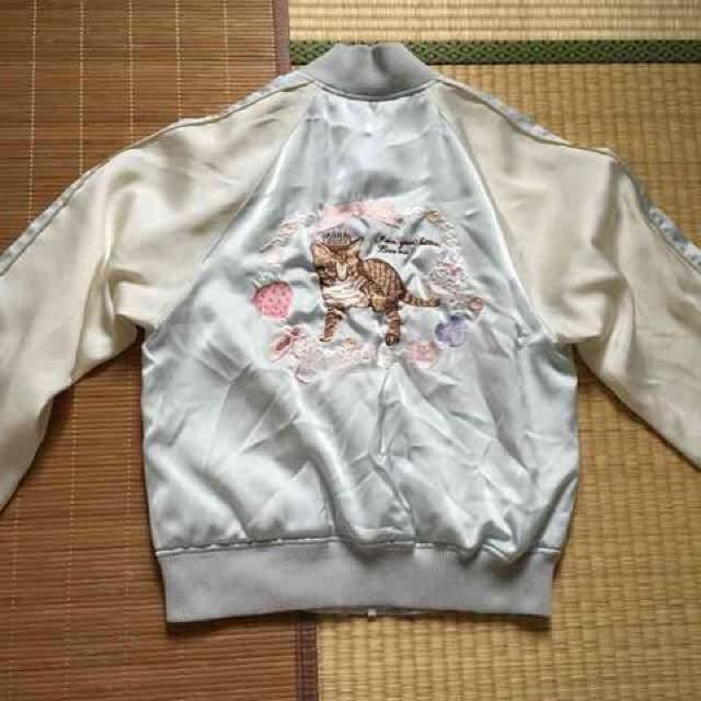 rosemarieseoir・背中ネコ刺繍サテンスカジャン。ライトブルー < ブランド rosemarieseoir・背中ネコ刺繍サテンスカジャン。ライトブルー < ブランドの