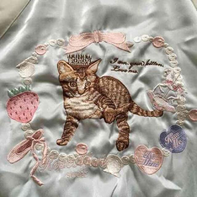 rosemarieseoir・背中ネコ刺繍サテンスカジャン。ライトブルー < ブランド rosemarieseoir・背中ネコ刺繍サテンスカジャン。ライトブルー < ブランドの