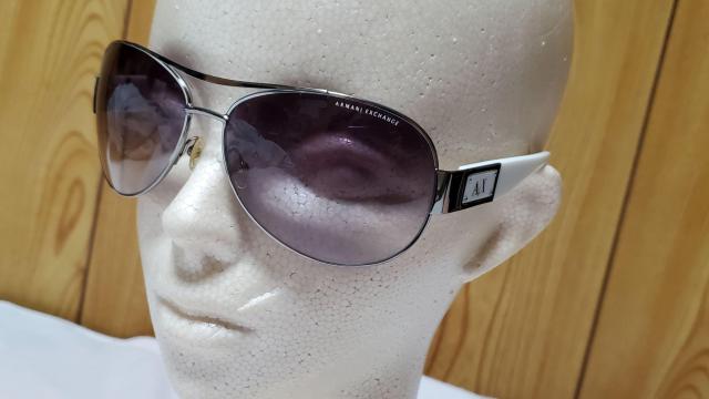 正規 完全廃盤 激レア アルマーニ ロゴ ティアドロップ メタルスポーティーサングラス 黒×白 A/X エンブレムサイドプレート < ブランド  正規 完全廃盤 激レア アルマーニ ロゴ ティアドロップ メタルスポーティーサングラス 黒×白 A/X エンブレムサイドプレート < ブランドの