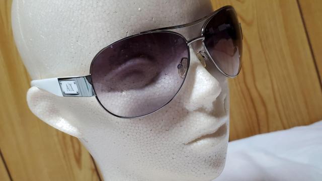 正規 完全廃盤 激レア アルマーニ ロゴ ティアドロップ メタルスポーティーサングラス 黒×白 A/X エンブレムサイドプレート < ブランド  正規 完全廃盤 激レア アルマーニ ロゴ ティアドロップ メタルスポーティーサングラス 黒×白 A/X エンブレムサイドプレート < ブランドの