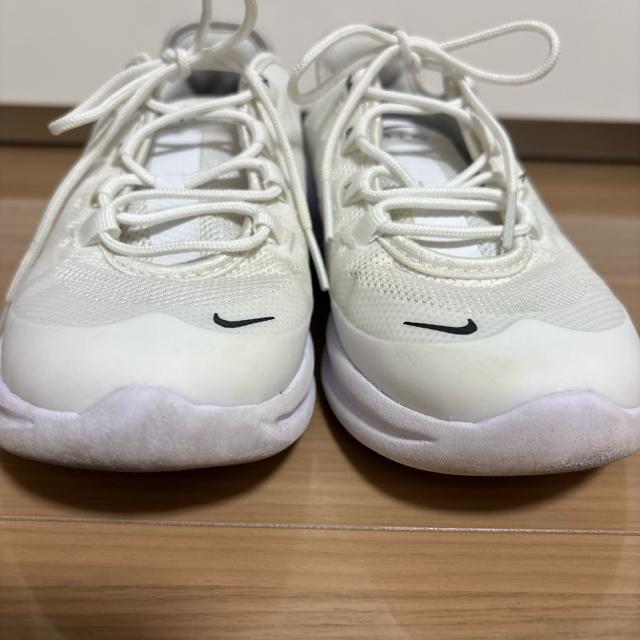 22cm 子供スニーカー NIKEナイキ エアマックス 白 < キッズ/ベビー  22cm 子供スニーカー NIKEナイキ エアマックス 白 < キッズ/ベビーの