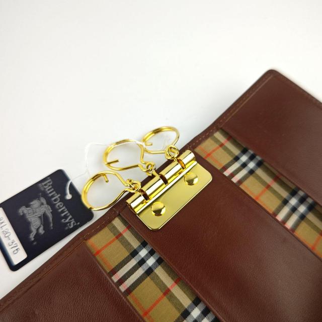 BURBERRY �L�[�P�[�X �� �u�����h�� 