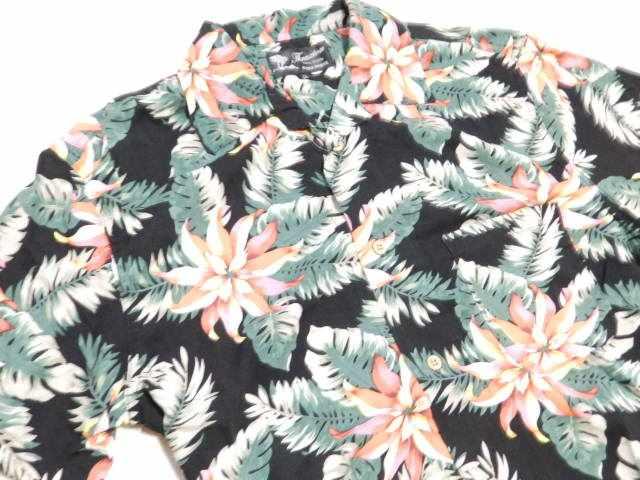 カジュアル.リゾート♪レーヨン素材 ボタニカル.花柄プリントアロハシャツ < 男性ファッション カジュアル.リゾート♪レーヨン素材 ボタニカル.花柄プリントアロハシャツ < 男性ファッションの