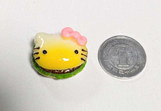 ミニチュア★キティちゃんハンバーガー★リカちゃんやドールハウスにいかがでしょうか♪ < おもちゃ  ミニチュア★キティちゃんハンバーガー★リカちゃんやドールハウスにいかがでしょうか♪  < おもちゃの
