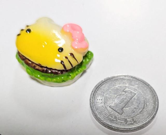 ミニチュア★キティちゃんハンバーガー★リカちゃんやドールハウスにいかがでしょうか♪ < おもちゃ  ミニチュア★キティちゃんハンバーガー★リカちゃんやドールハウスにいかがでしょうか♪ < おもちゃの