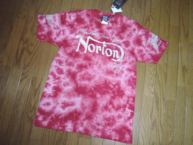 新品 Norton ノートン Tシャツ L 赤 タイダイ染め ムラ染め ロゴ LOGO TEE カットソー チェーンステッチ 刺繍 < 男性ファッション  新品 Norton ノートン Tシャツ L 赤 タイダイ染め ムラ染め ロゴ LOGO TEE カットソー チェーンステッチ 刺繍 < 男性ファッションの