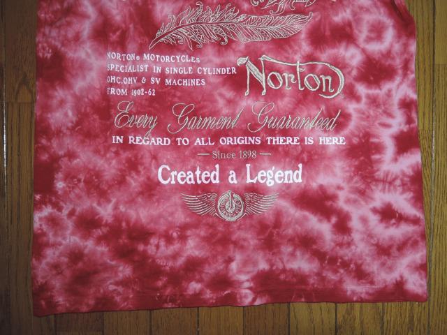 新品 Norton ノートン Tシャツ L 赤 タイダイ染め ムラ染め ロゴ LOGO TEE カットソー チェーンステッチ 刺繍 < 男性ファッション  新品 Norton ノートン Tシャツ L 赤 タイダイ染め ムラ染め ロゴ LOGO TEE カットソー チェーンステッチ 刺繍 < 男性ファッションの
