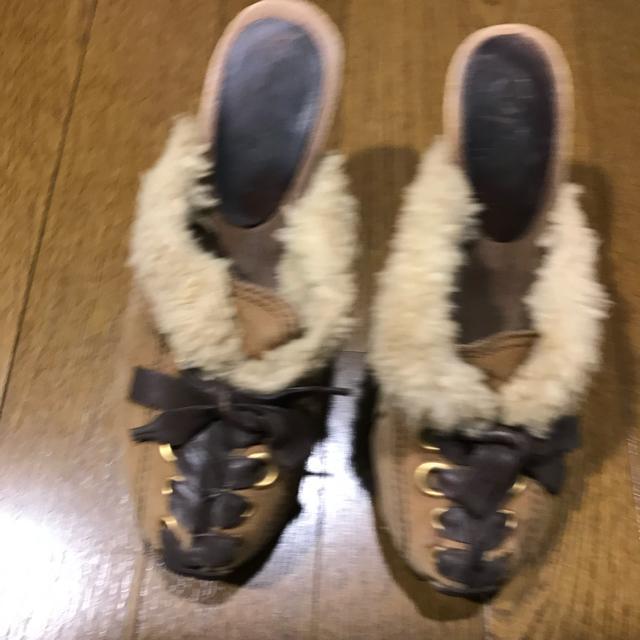 A Ki MIUMIU ~E~E [g&X^bY T{T_ 24.5cm  uh 