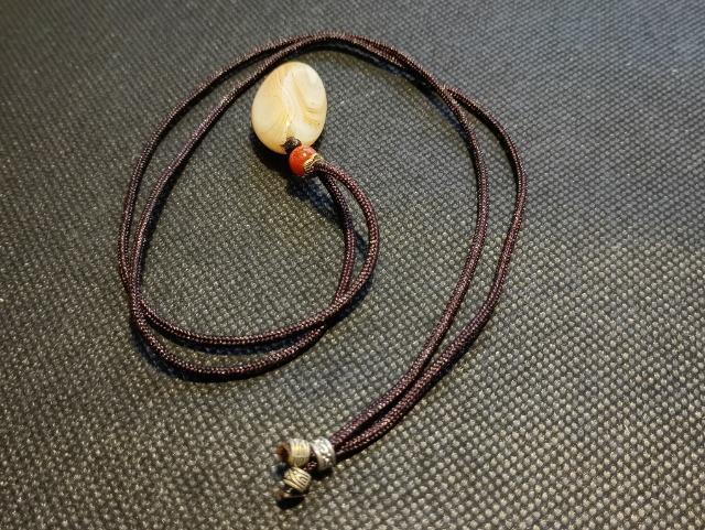 レア。マダガスカル産バンドアゲートネックレス「魔除け、絆を深める、生命力アップ」一点限り。気紛れ在庫セール価格にて。 < 女性アクセサリー/時計 レア。マダガスカル産バンドアゲートネックレス「魔除け、絆を深める、生命力アップ」一点限り。気紛れ在庫セール価格にて。 < 女性アクセサリー/時計の